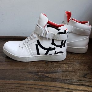 BRAND NEW CALVIN KLEIN NAVIN NAPA